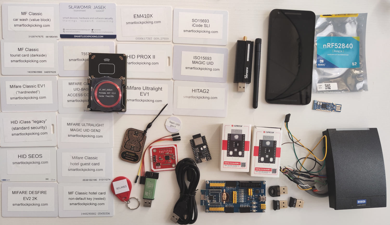 Electronics Hacking Kit Hands-On Hacking for BLE & NFC/RFID - HITBSecTrain